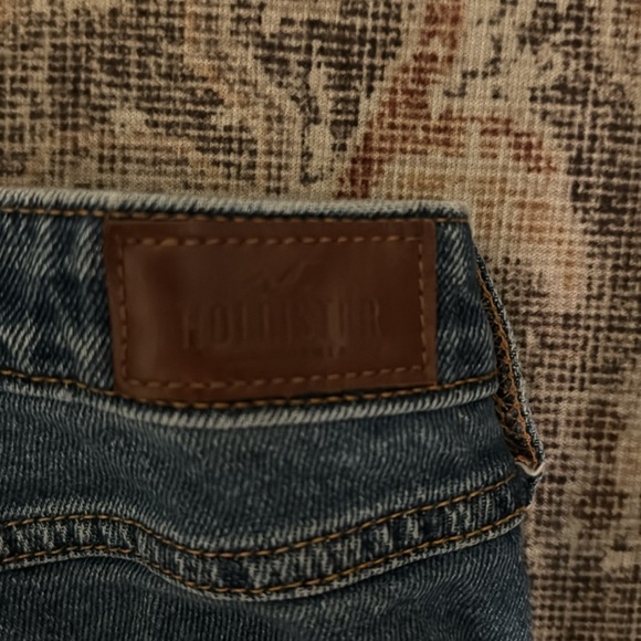 Hollister jeans - Picture 3 of 5